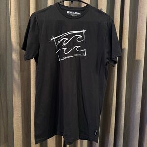 BILLABONG Tee - Medium 🖤